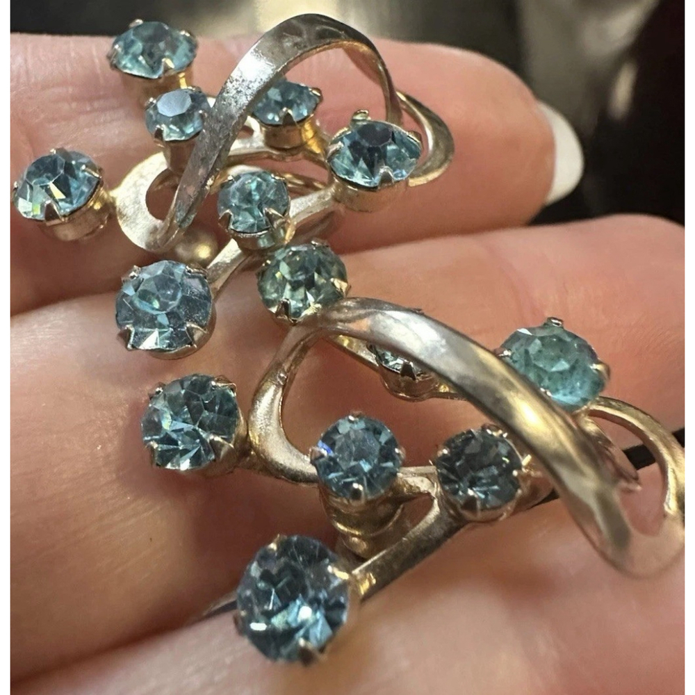 Vintage Estate Teal Sky Blue Prong Set Rhinestone 1” Screw Back Earrings